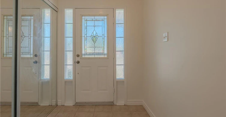 4008 Berton Avenue, Burlington, ON, L7M 4M6 - 6