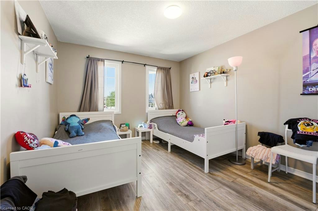 541 Wild Iris Avenue, Waterloo, ON, N2V 2W4 - 18