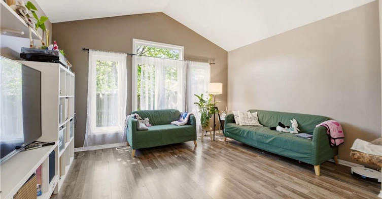 541 Wild Iris Avenue, Waterloo, ON, N2V 2W4 - 9