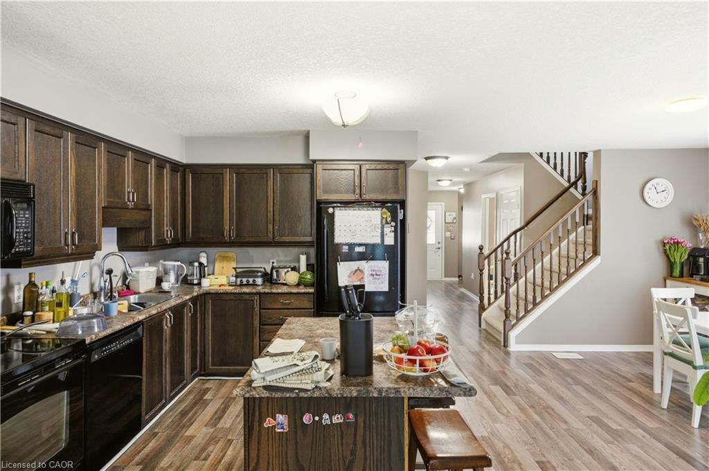 541 Wild Iris Avenue, Waterloo, ON, N2V 2W4 - 13