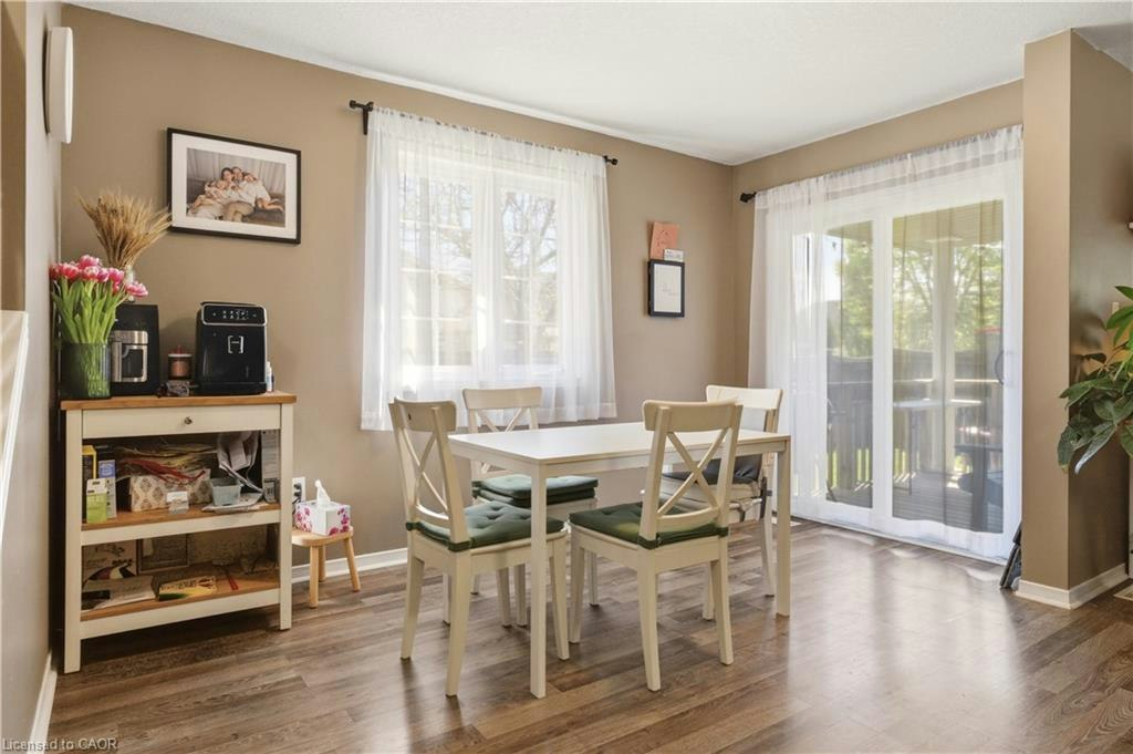 541 Wild Iris Avenue, Waterloo, ON, N2V 2W4 - 10