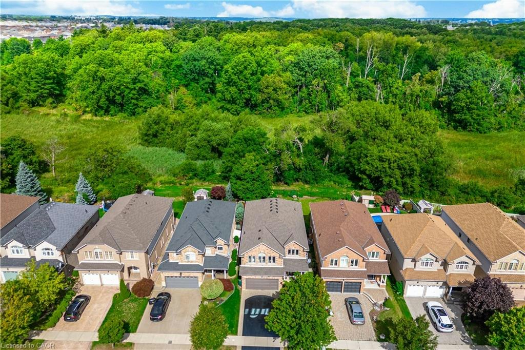 84 Meadowbank Drive, Hamilton, ON, L9B 2Y1
