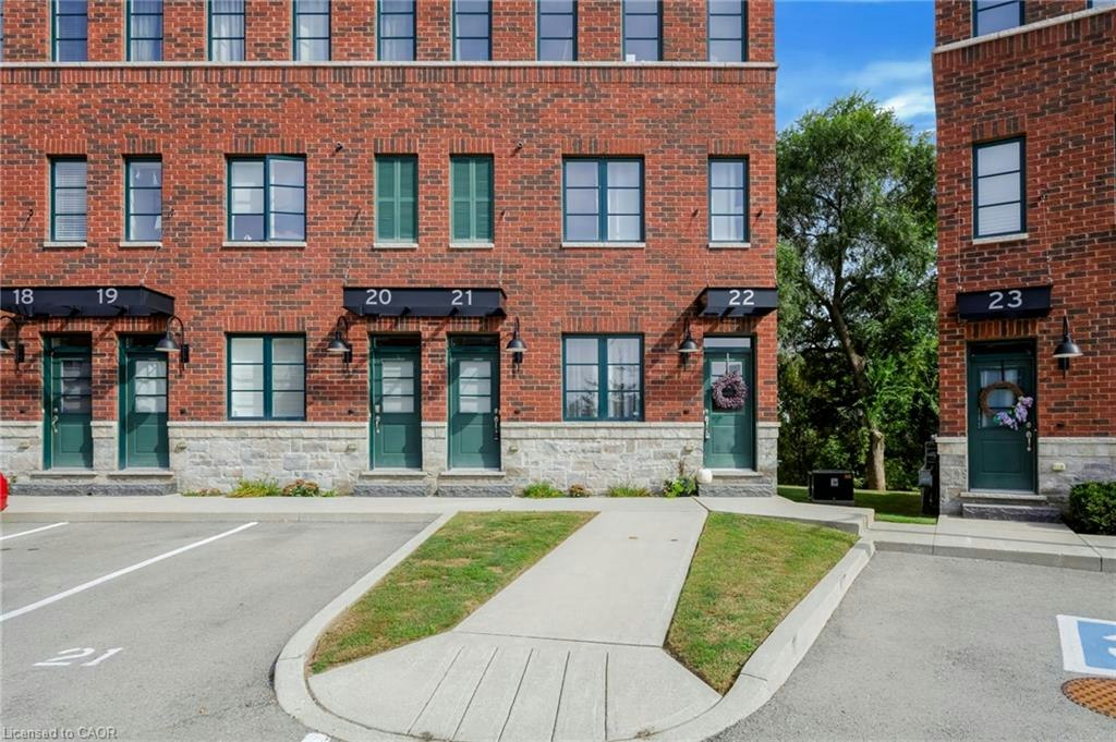 22-290 Barton Street W, Hamilton, ON, L8R 3P3
