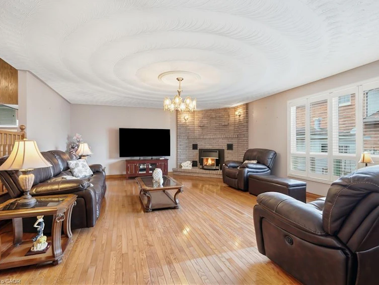 7 Vinehill Drive, Hamilton, ON, L8G 4Z1 - 12