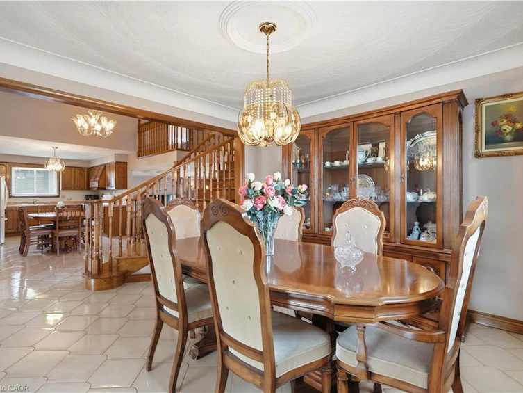 7 Vinehill Drive, Hamilton, ON, L8G 4Z1 - 14