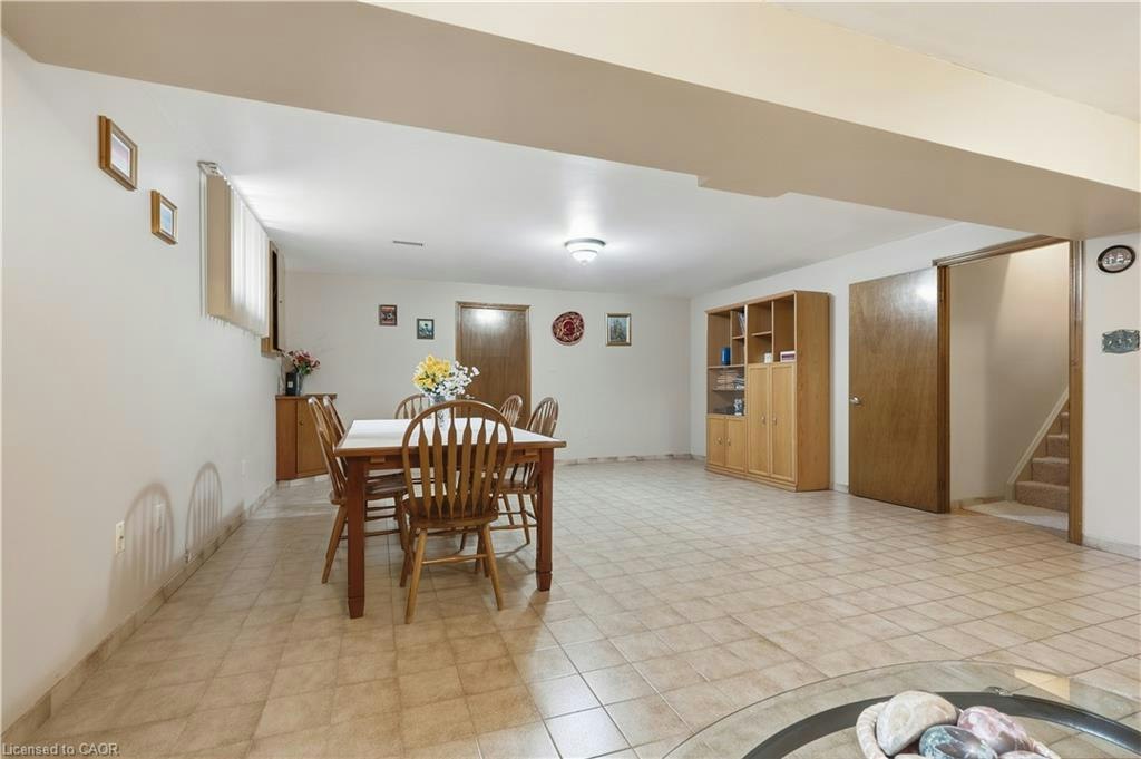 7 Vinehill Drive, Hamilton, ON, L8G 4Z1 - 41