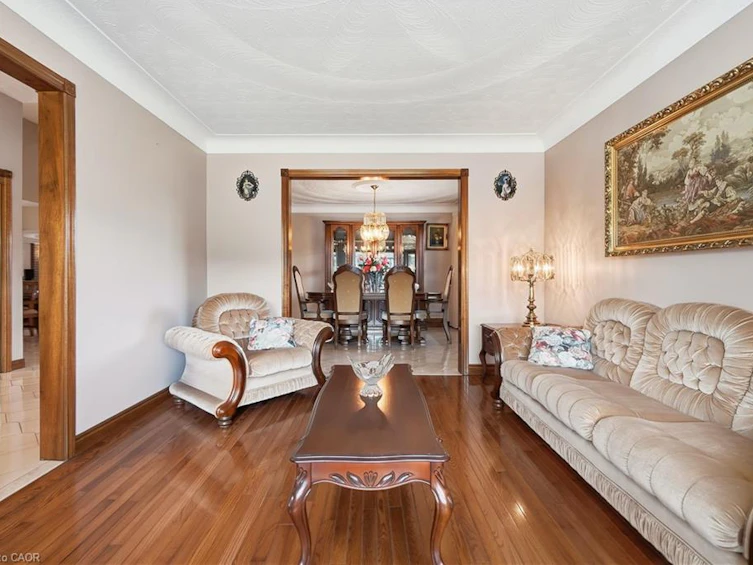 7 Vinehill Drive, Hamilton, ON, L8G 4Z1 - 18