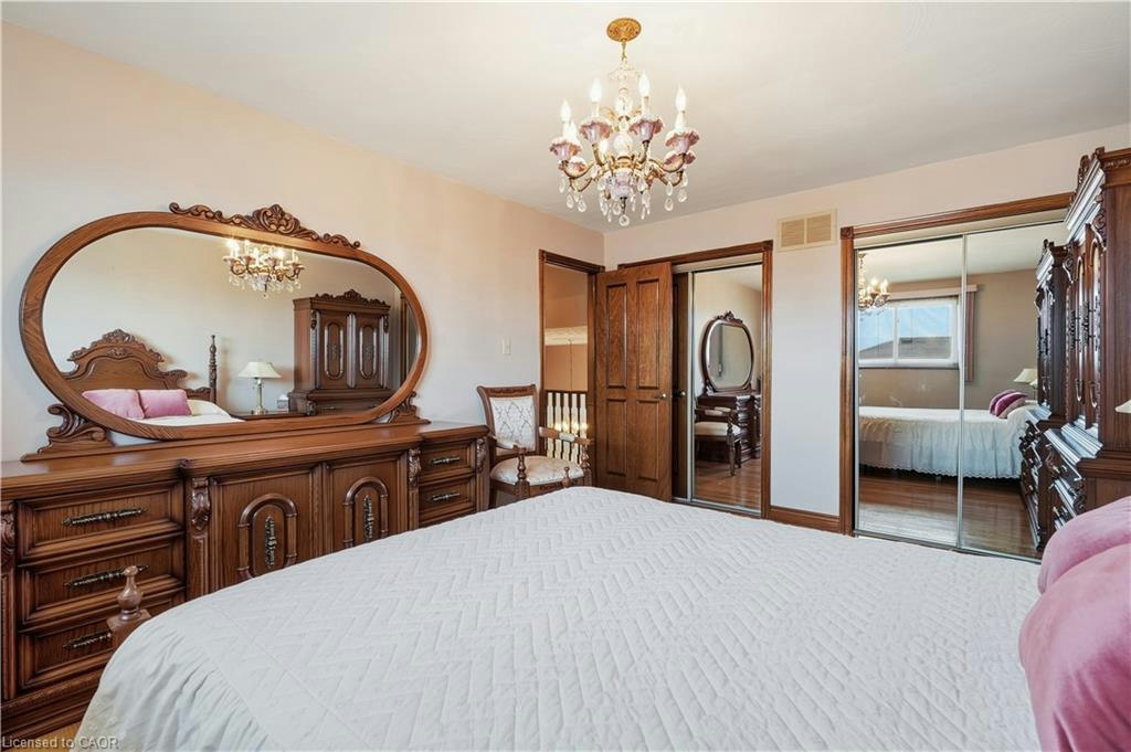 7 Vinehill Drive, Hamilton, ON, L8G 4Z1 - 25