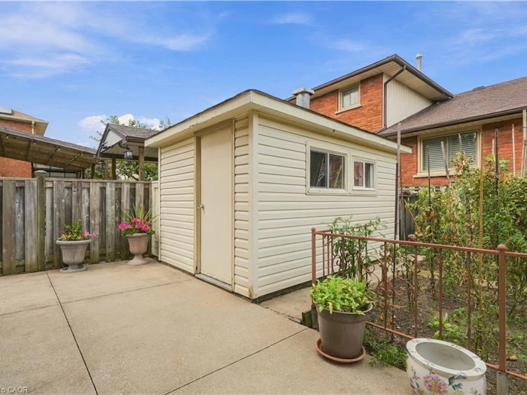 7 Vinehill Drive, Hamilton, ON, L8G 4Z1 - 45