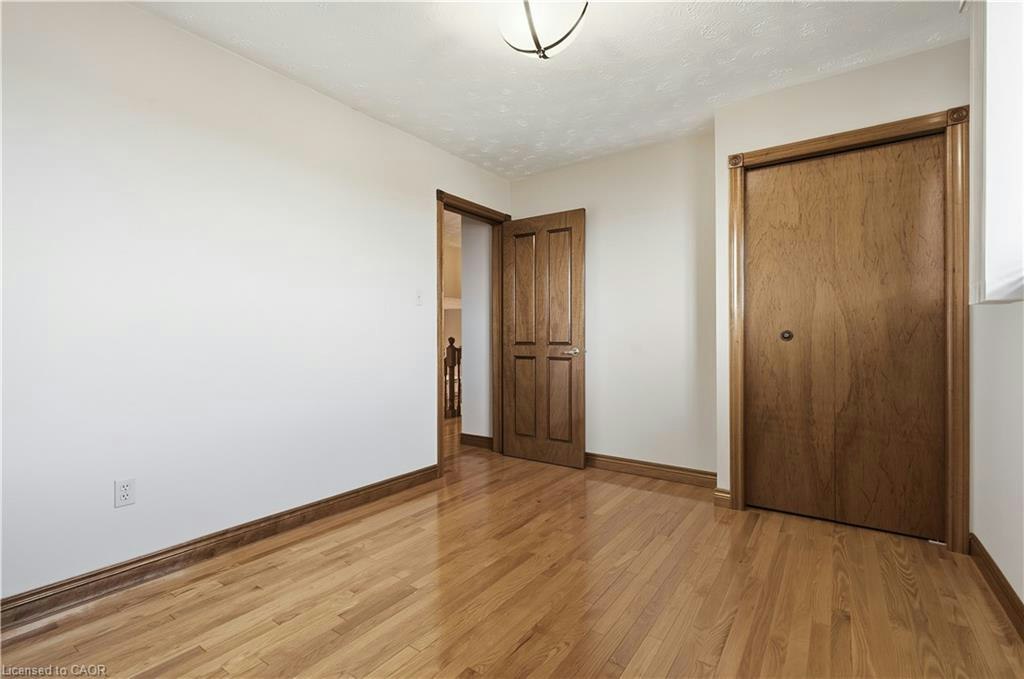 7 Vinehill Drive, Hamilton, ON, L8G 4Z1 - 29