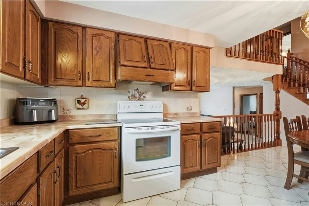 7 Vinehill Drive, Hamilton, ON, L8G 4Z1 - 7