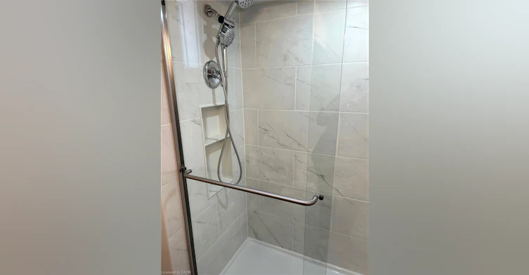 1 Melrose Avenue, Grimsby, ON, L3M 1G5 - 9