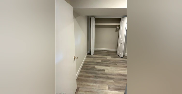 1 Melrose Avenue, Grimsby, ON, L3M 1G5 - 5