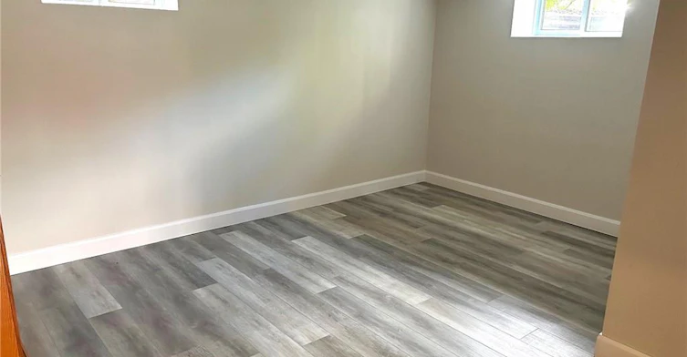 1 Melrose Avenue, Grimsby, ON, L3M 1G5 - 3