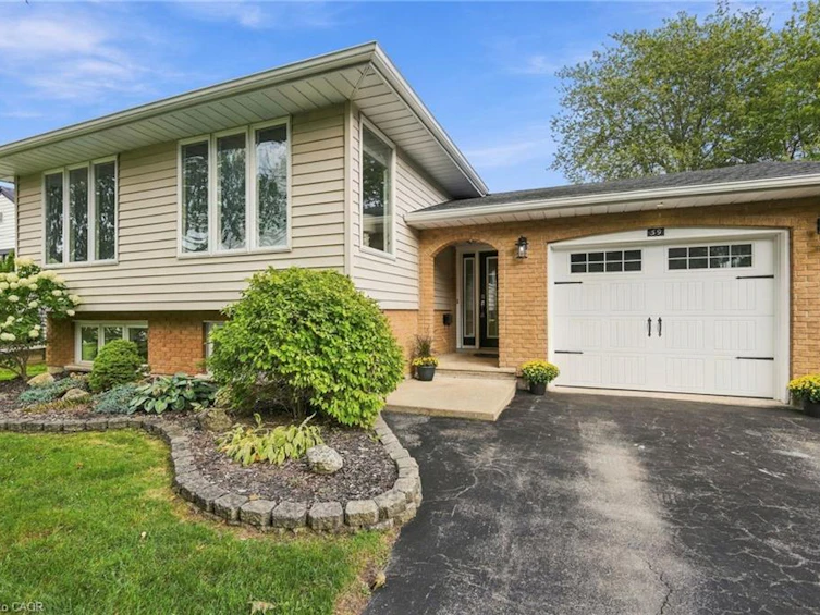 39 Rosemount Avenue, Port Colborne, ON, L3K 5P8 - 3