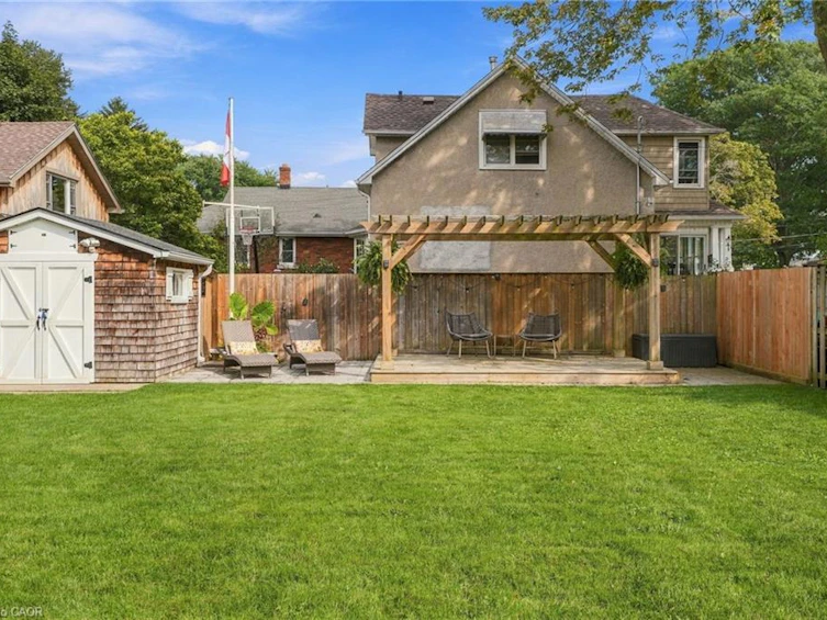 39 Rosemount Avenue, Port Colborne, ON, L3K 5P8 - 41
