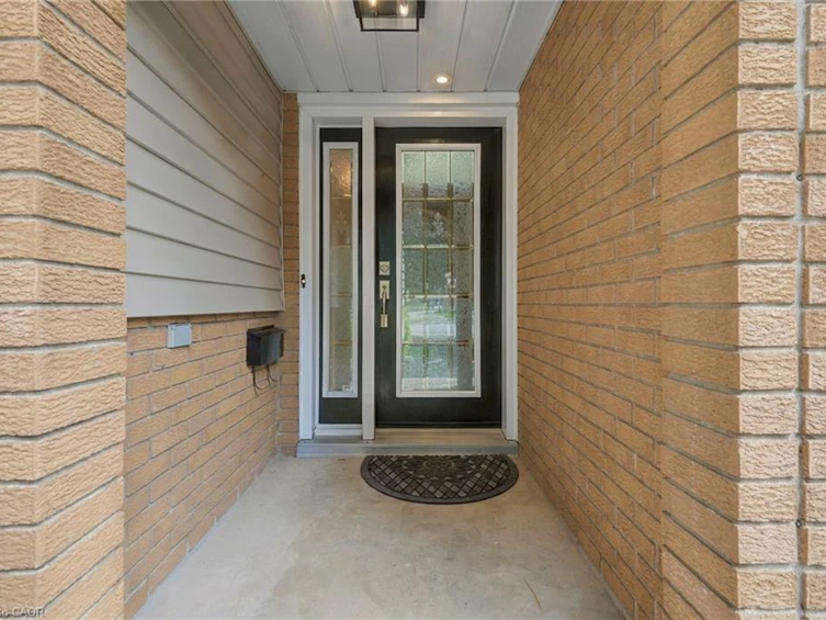 39 Rosemount Avenue, Port Colborne, ON, L3K 5P8 - 4