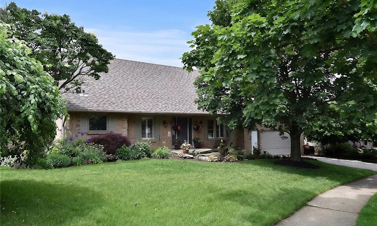 34 Howard Boulevard