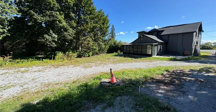 2332 Upper James Street, Hamilton, ON, L0R 1W0 - 3