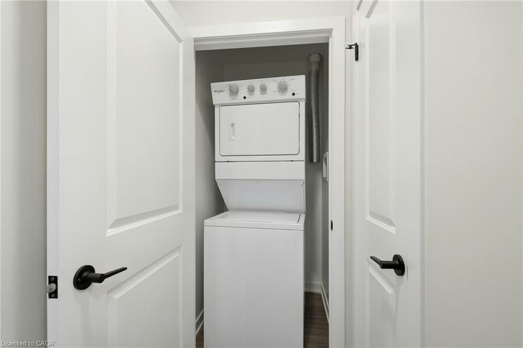 122-2500 Saw Whet Boulevard, Oakville, ON, L6M 5L7 - 5