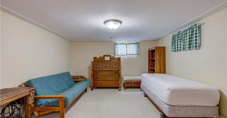 8 Marshall Avenue, North Dumfries, ON, N0B 1E0 - 35