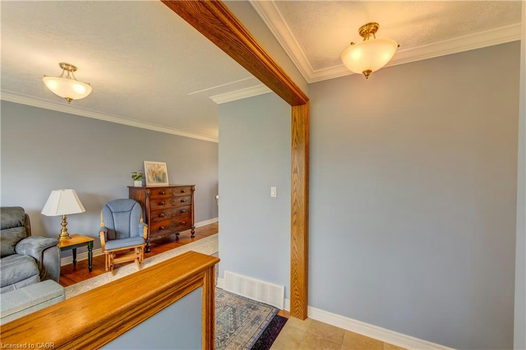 8 Marshall Avenue, North Dumfries, ON, N0B 1E0 - 10