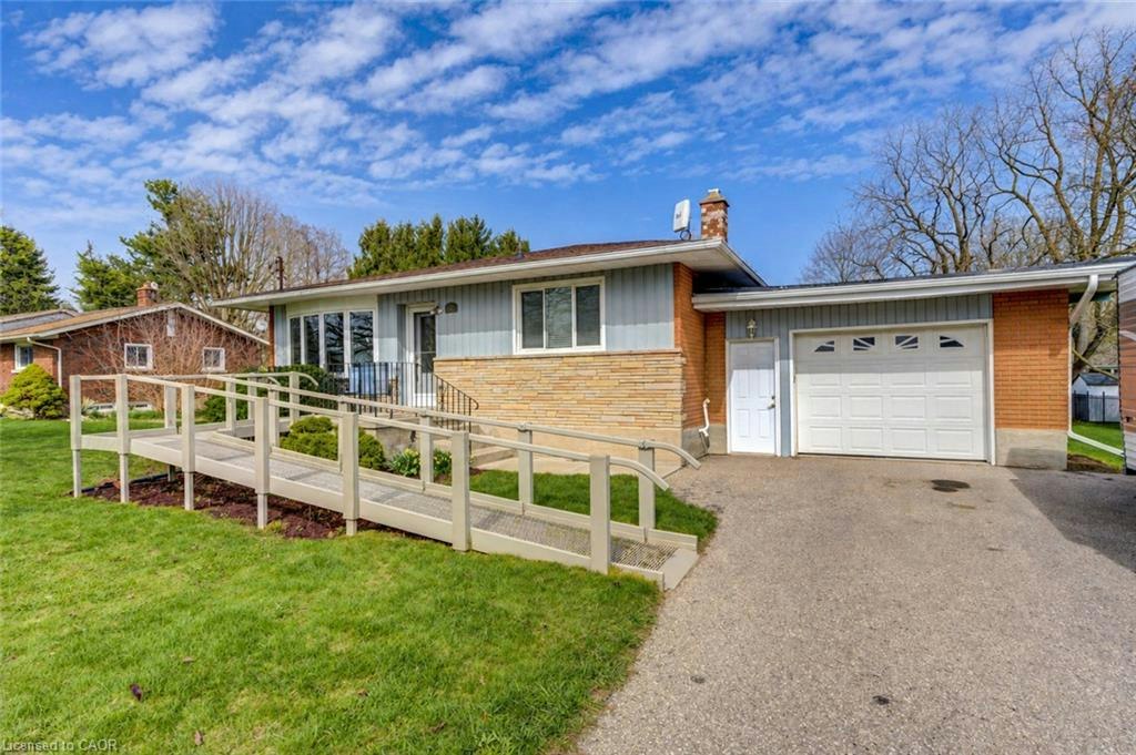 8 Marshall Avenue, North Dumfries, ON, N0B 1E0