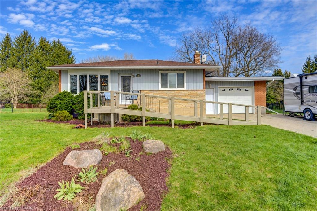 8 Marshall Avenue, North Dumfries, ON, N0B 1E0 - 2