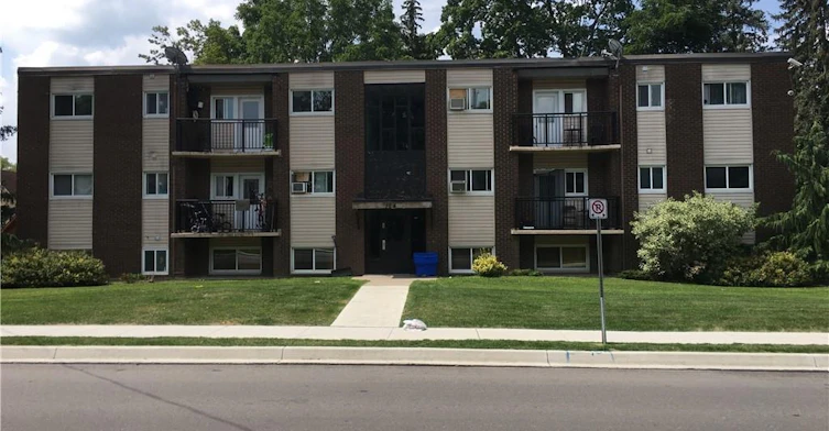 9-154 Elgin Street N, Cambridge, ON, N1R 5H8