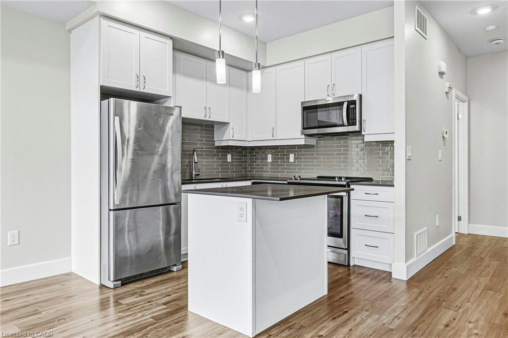211-2061 Prospect Street, Burlington, ON, L7R 1Z2 5