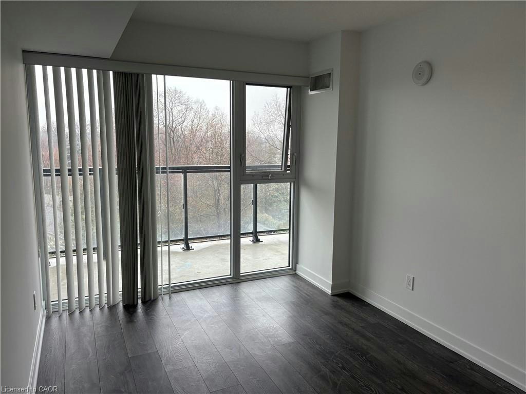 B519-1119 Cooke Boulevard, Burlington, ON, L7T 0C7 - 6