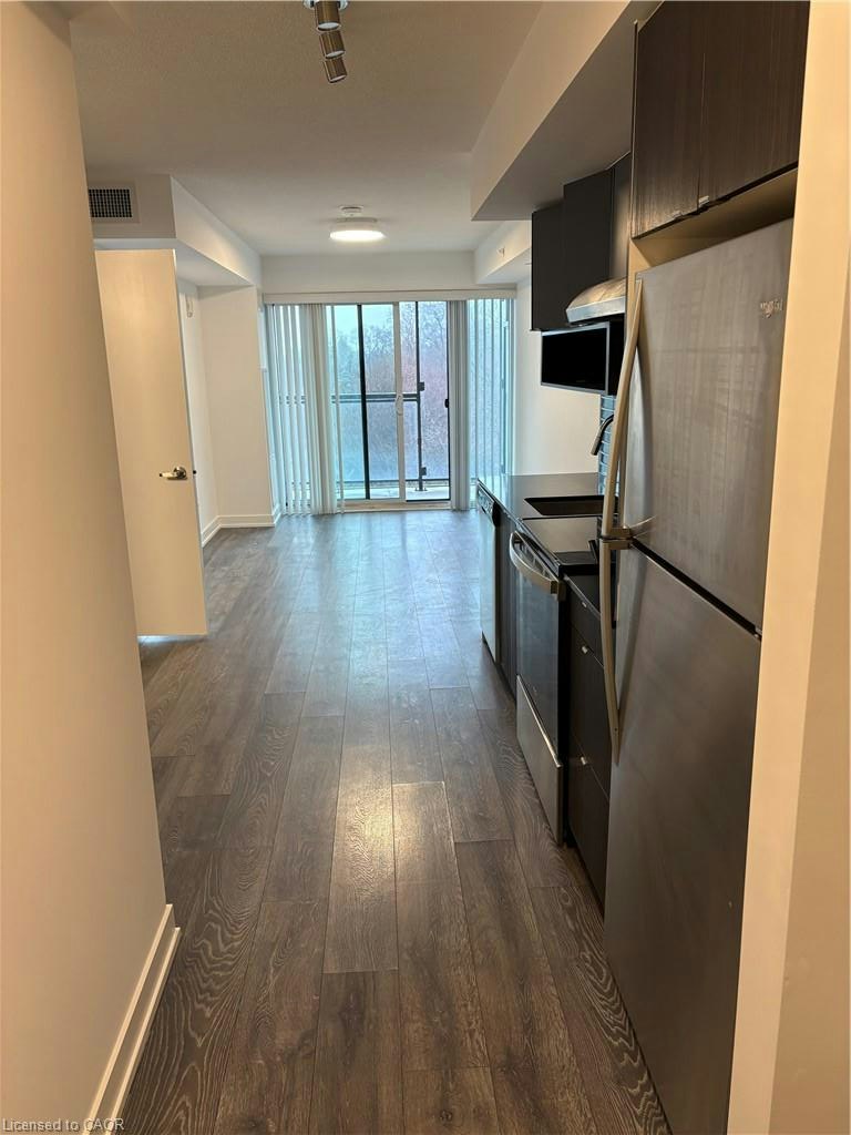 B519-1119 Cooke Boulevard, Burlington, ON, L7T 0C7 - 2