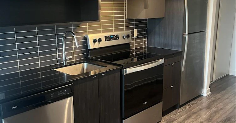 B519-1119 Cooke Boulevard, Burlington, ON, L7T 0C7 - 5