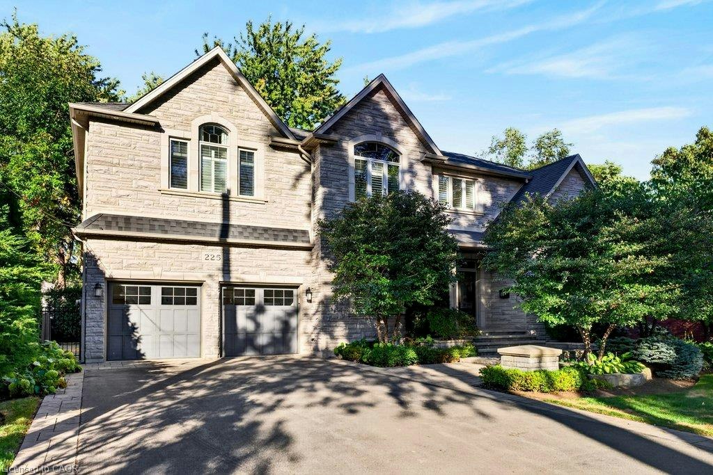 225 Lakeside Avenue, Burlington, ON, L7N 1Y4