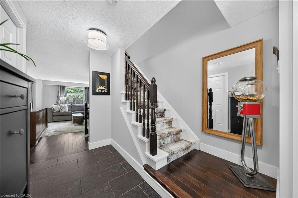 77 Activa Avenue, Kitchener, ON, N2E 3R4 - 18
