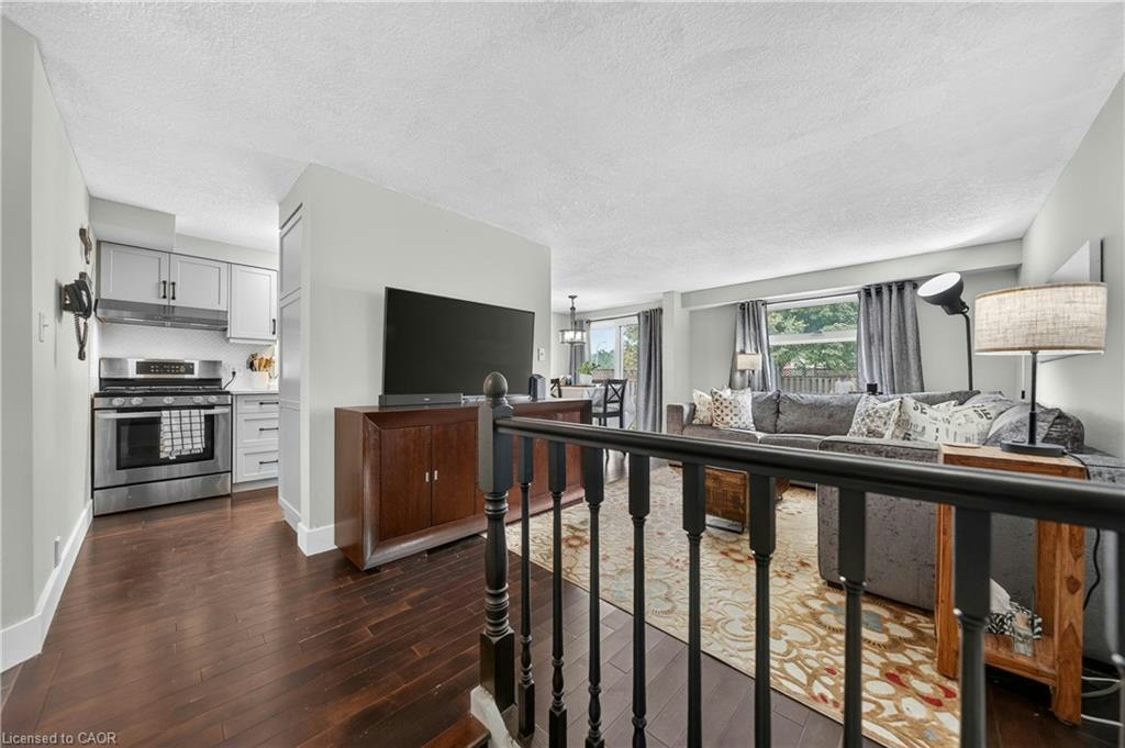 77 Activa Avenue, Kitchener, ON, N2E 3R4 - 5