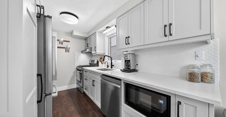 77 Activa Avenue, Kitchener, ON, N2E 3R4 - 12