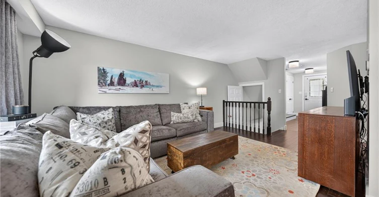 77 Activa Avenue, Kitchener, ON, N2E 3R4 - 7