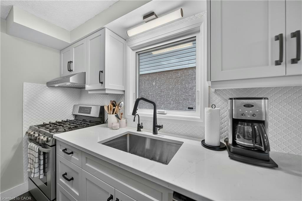 77 Activa Avenue, Kitchener, ON, N2E 3R4 - 13