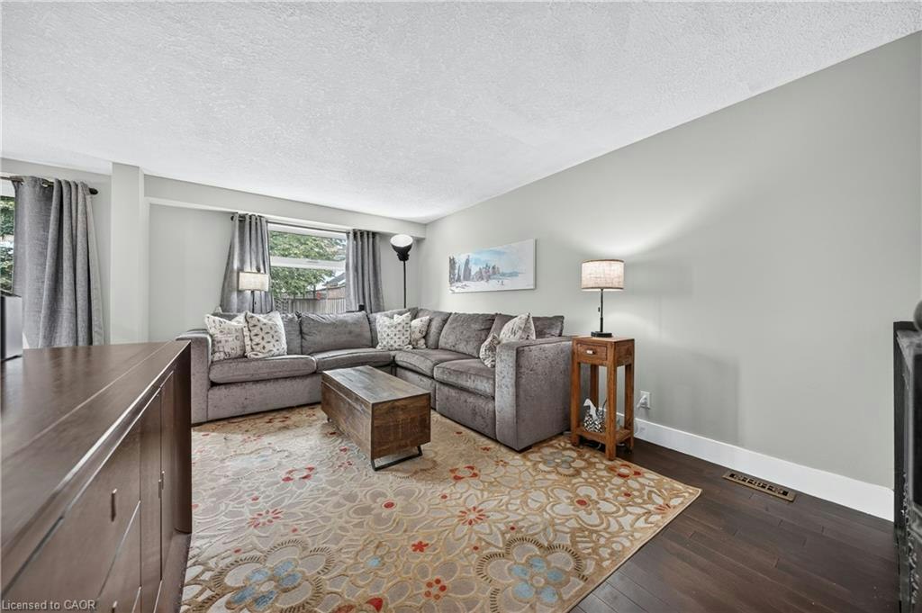 77 Activa Avenue, Kitchener, ON, N2E 3R4 - 6
