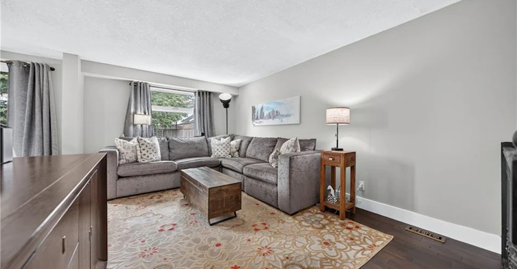 77 Activa Avenue, Kitchener, ON, N2E 3R4 - 6