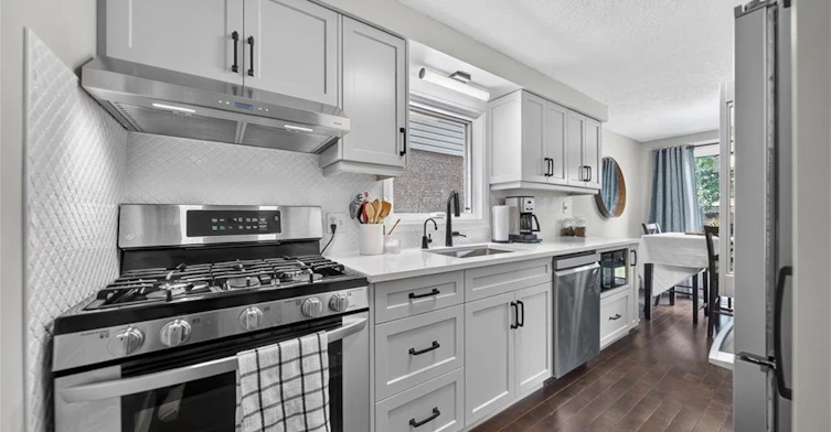 77 Activa Avenue, Kitchener, ON, N2E 3R4 - 15