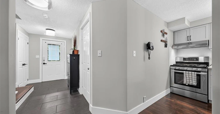 77 Activa Avenue, Kitchener, ON, N2E 3R4 - 17