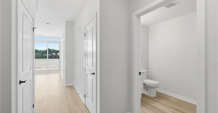 112-2500 Saw Whet Boulevard, Oakville, ON, L6M 5L7 - 2