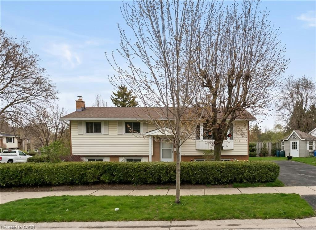 602 Highpoint Avenue, Waterloo, ON, N2L 4N1