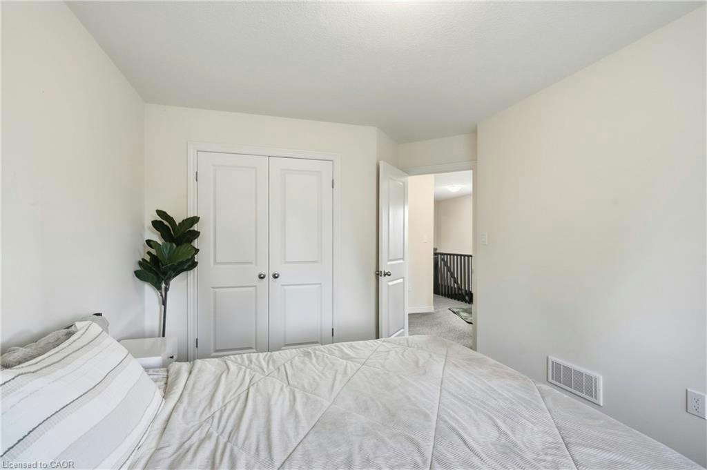8-43 Kerman Avenue, Grimsby, ON, L3M 0G2 - 13