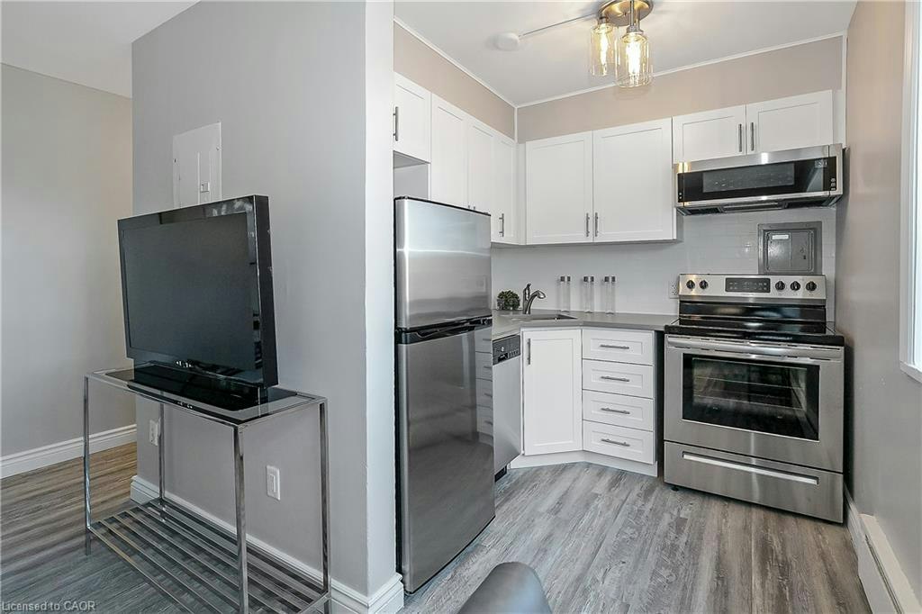 207-385 Melvin Avenue, Hamilton, ON, L8H 2K6 - 4