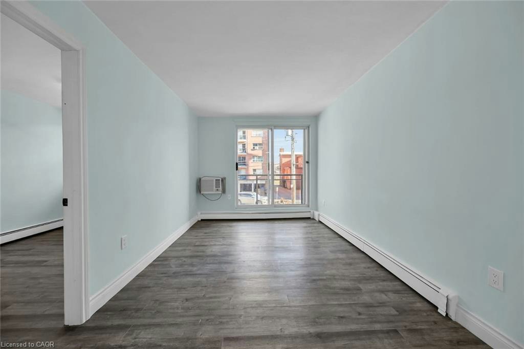 202-30 Summit Avenue, Hamilton, ON, L8V 2R8 - 7