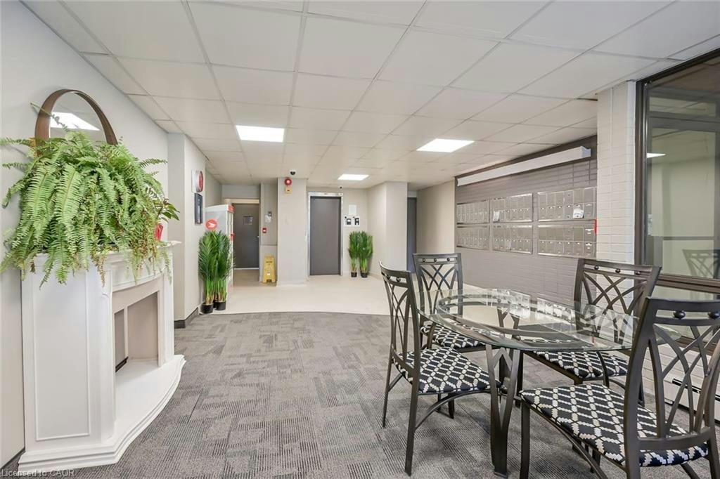 202-30 Summit Avenue, Hamilton, ON, L8V 2R8 - 4
