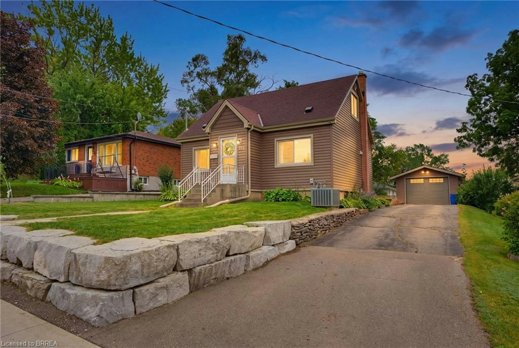 373 Chatham Street, Brantford, ON, N3S 4J2